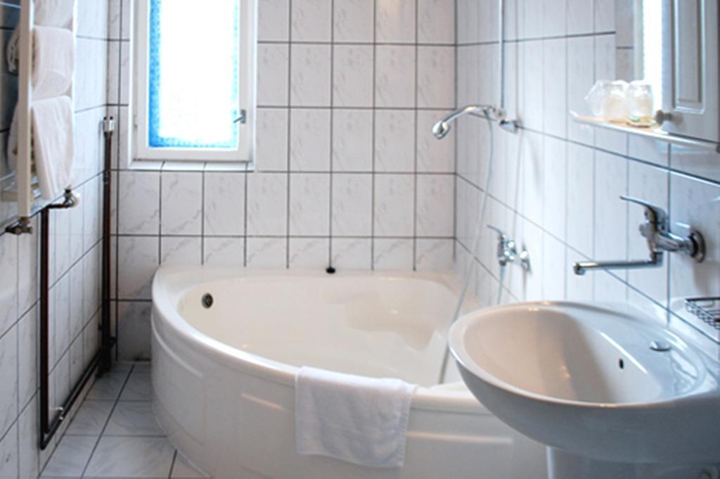 Hotel Rex Sighişoara Habitación foto